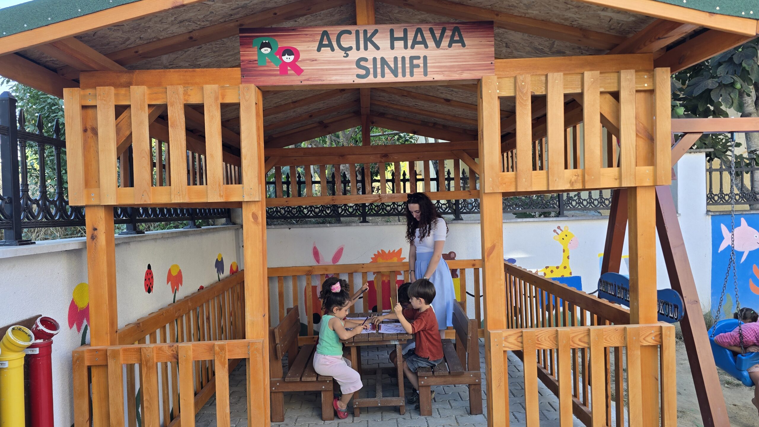 Renkli Rüyalar Anaokulu Açık Hava Sınıfı